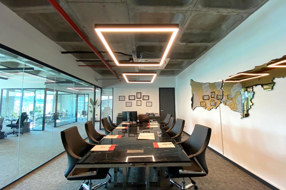 Porta Vadi Satılık 450m2+20m2 (Depolu) Ofis Vadistanbul