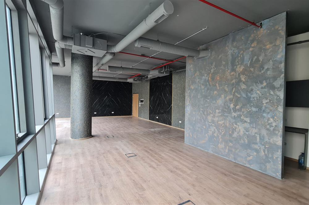 Vadi Koru Satılık 110m2 Dekorasyonlu Ofis Vadistanbul Skyland