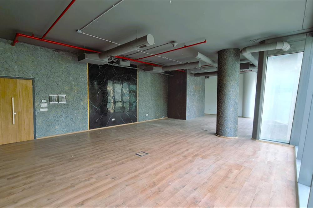 Vadi Koru Satılık 110m2 Dekorasyonlu Ofis Vadistanbul Skyland