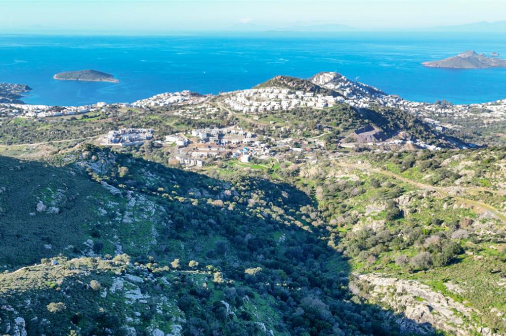 Bodrum Karakaya'da 7.5 Dönüm Full Deniz Manzaralı Satılık Arazi