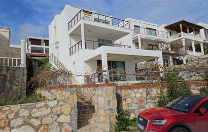 Bodrum Akyarlar’da Deniz ve Yunan Adaları Manzaralı Lebiderya 5+2 Müstakil Yalı Villası