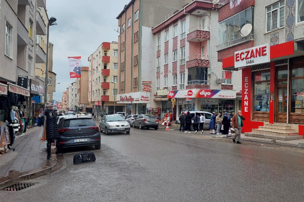 Pendik'te Savaş Caddesi'nde Okazyon Satılık Dükkan