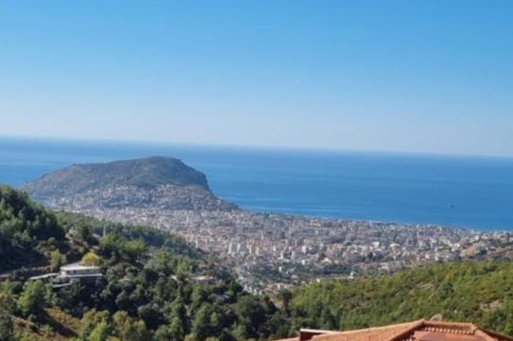 ALANYA TEPE MAH BÜYÜK BAHÇELİ DOĞA DENİZ ŞEHİR MANZARALI VİLLA