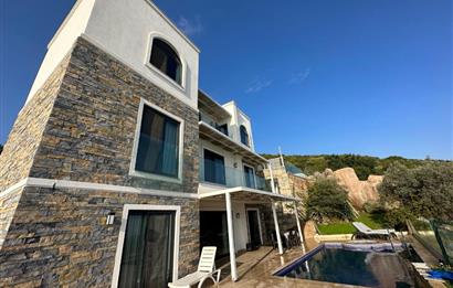 Bodrum Torbada Deniz Manzaralı Özel Havuzlu 5+1 Müstakil Villa