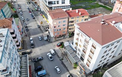 İstanbul Kartal Ana Cadde Üzerinde Satılık Dükkan