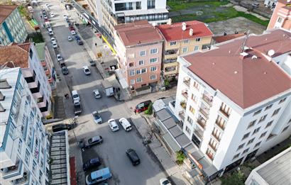 İstanbul Kartal Ana Cadde Üzerinde Satılık Dükkan