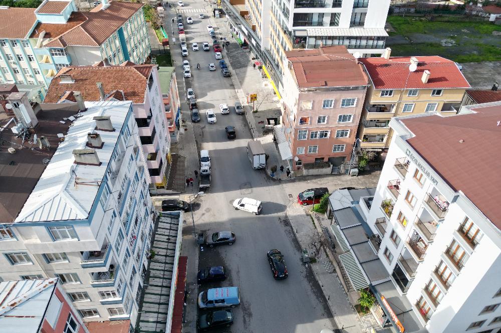 İstanbul Kartal Ana Cadde Üzerinde Satılık Dükkan