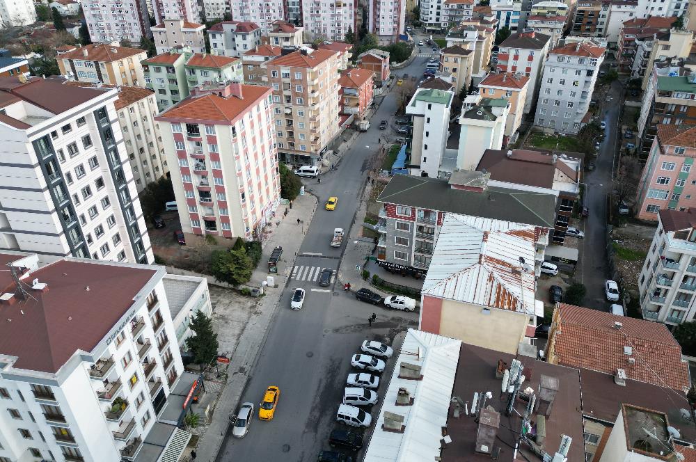 İstanbul Kartal Ana Cadde Üzerinde Satılık Dükkan