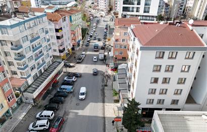 İstanbul Kartal Ana Cadde Üzerinde Satılık Dükkan