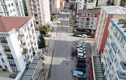 İstanbul Kartal Ana Cadde Üzerinde Satılık Dükkan