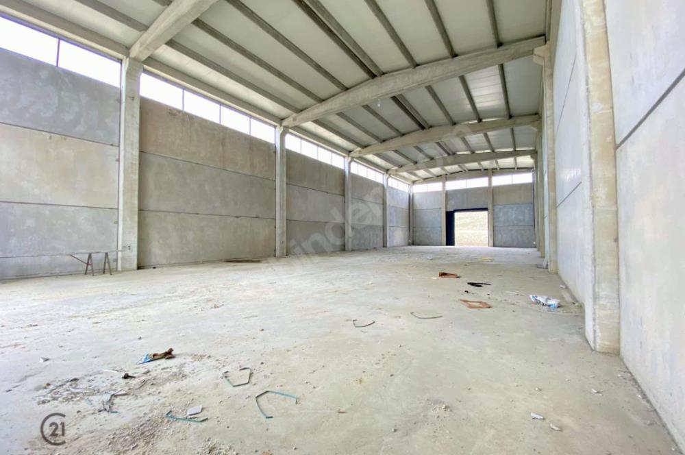 Bozburun Mahallesinde 640 m2 Fabrika Holü KİRALIKTIR.