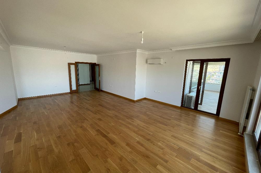 PARK CADDESİ BEŞTEPE KOLEJİ YANI HOBİ BAHÇELİ 9+2 SATILIK DAİRE