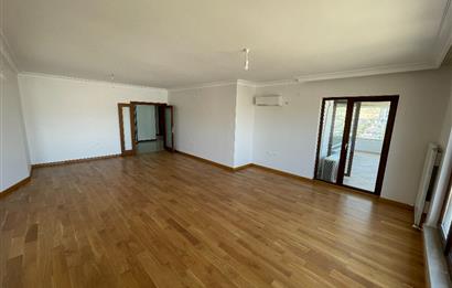 PARK CADDESİ BEŞTEPE KOLEJİ YANI HOBİ BAHÇELİ 9+2 SATILIK DAİRE