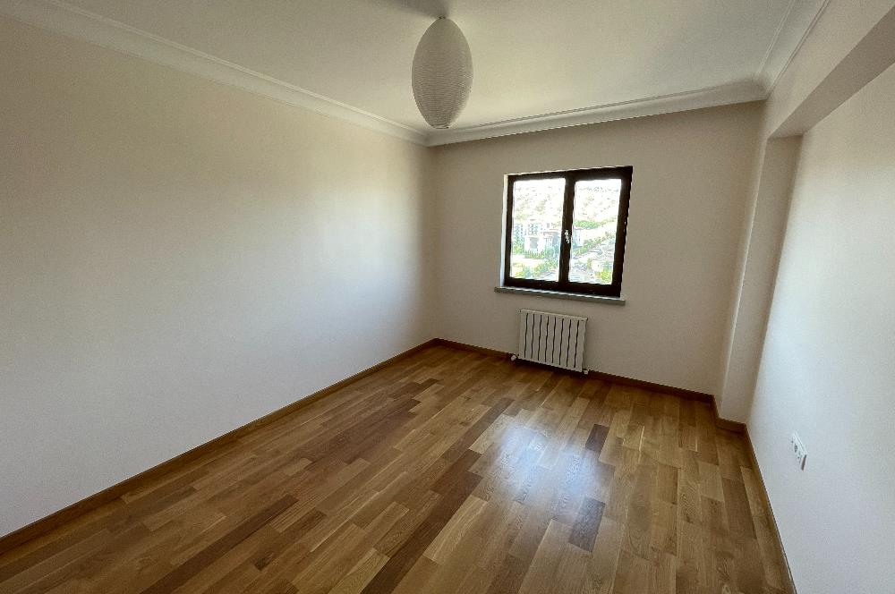 PARK CADDESİ BEŞTEPE KOLEJİ YANI HOBİ BAHÇELİ 9+2 SATILIK DAİRE