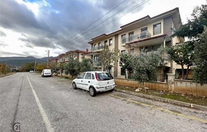 Çisem Konutları'nda Satılık İkiz Villa