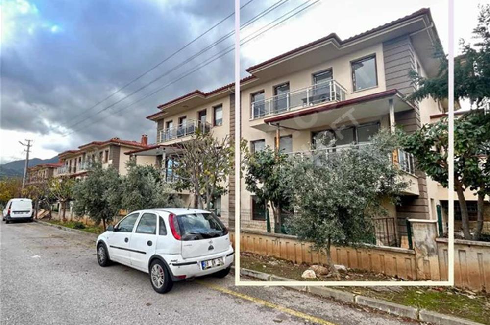 Çisem Konutları'nda Satılık İkiz Villa