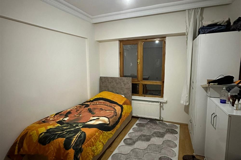 CENTURY21 VİZYON'dan VARLIK MH. YARIMCA SK. 2+1 DAİRE