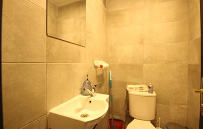 BAHARİYE CAD. GÜVENLİKLİ ve K. OTOPARKLI BİNADA BOŞ OFİS