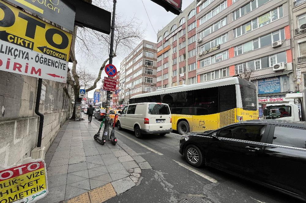 ŞİŞLİ ABİDE-İ HÜRRİYET CADDESİ KİRALIK OFİS