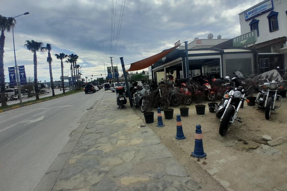 Bodrum Gümbet'te Anacadde Üzerinde Satılık Dükkan 