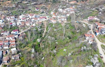 C21 Cius; Şahinyurdu Köyünde Satılık İmarlı 403 m² Bahçe