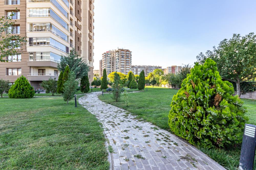 ÇAYYOLU PARK CADDESİ SIR RESİDENCEDA 187m2 SATILIK 4+1 DAİRE