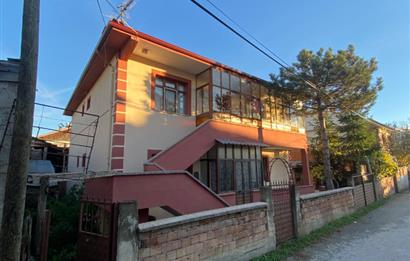 BOLU MERKEZ YENİMAHALLE'DE SATILIK MÜSTAKİL EV VE ARSASI