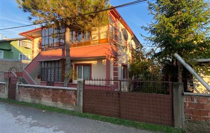 BOLU MERKEZ YENİMAHALLE'DE SATILIK MÜSTAKİL EV VE ARSASI