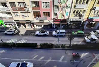 Çanakkale Merkez Demircioğlu Caddesi Üzerinde 1+1 Daire