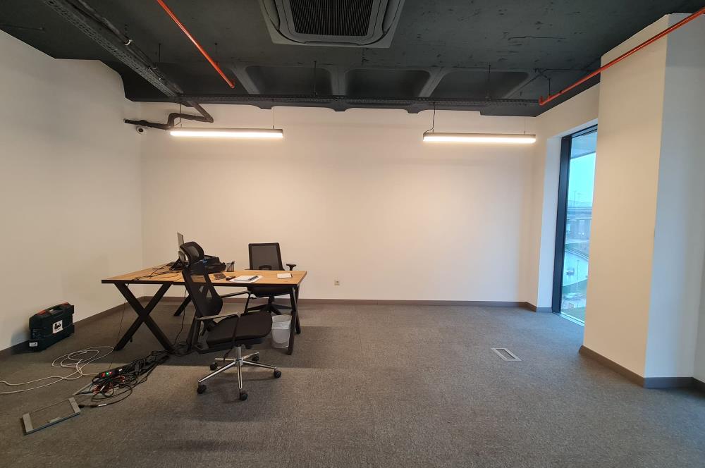 Portavadi Kiralık Ofis 400m2 Dekorasyonlu Taşınmaya Hazır