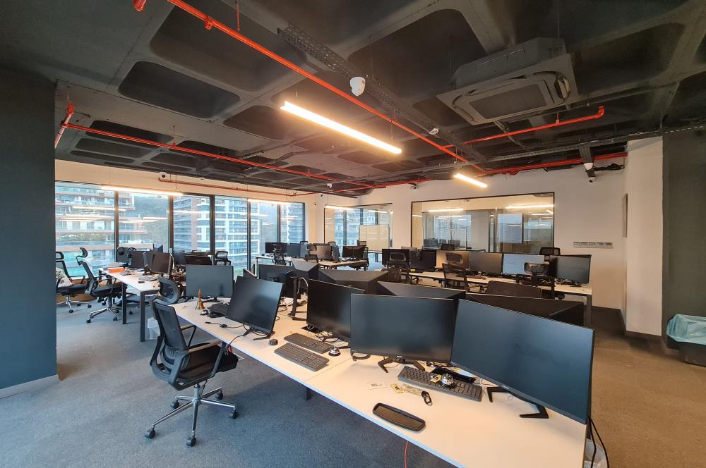 Portavadi Kiralık Ofis 400m2 Dekorasyonlu Taşınmaya Hazır