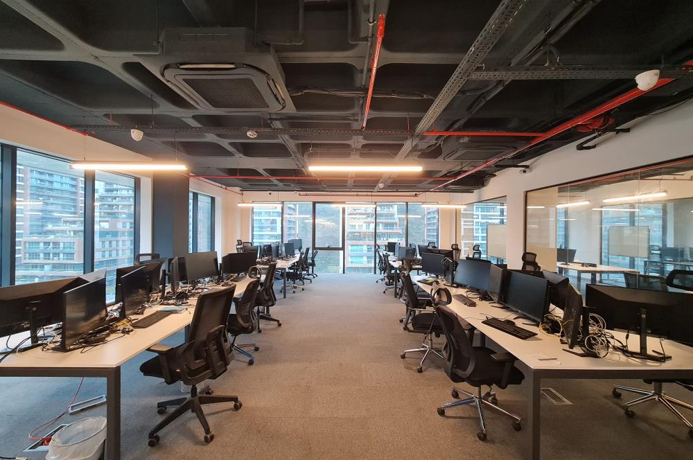 Portavadi Kiralık Ofis 400m2 Dekorasyonlu Taşınmaya Hazır