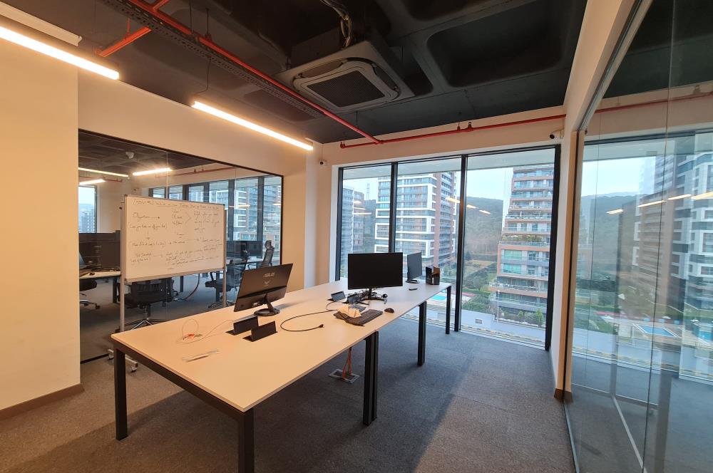 Portavadi Kiralık Ofis 400m2 Dekorasyonlu Taşınmaya Hazır