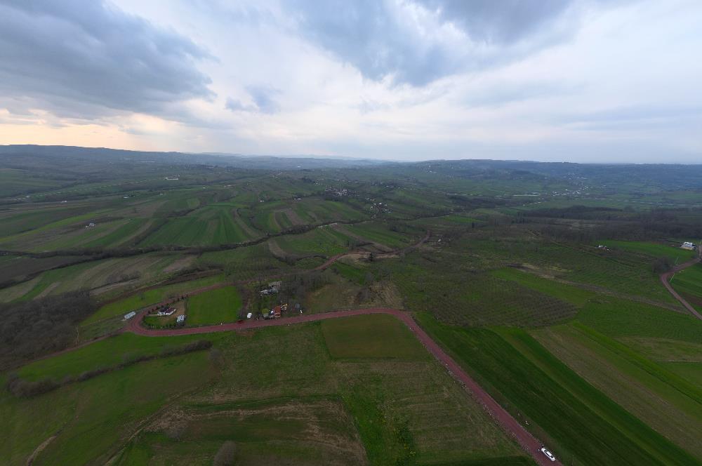 Kocaeli Kandıra Sepetçi' de OSB Yakını Yatırımlık Yola Cephe