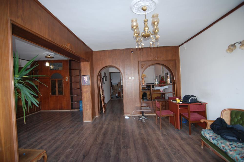 ATATÜRK CADDESİ ÜZERİNDE 170m² BÜRO & OFİS