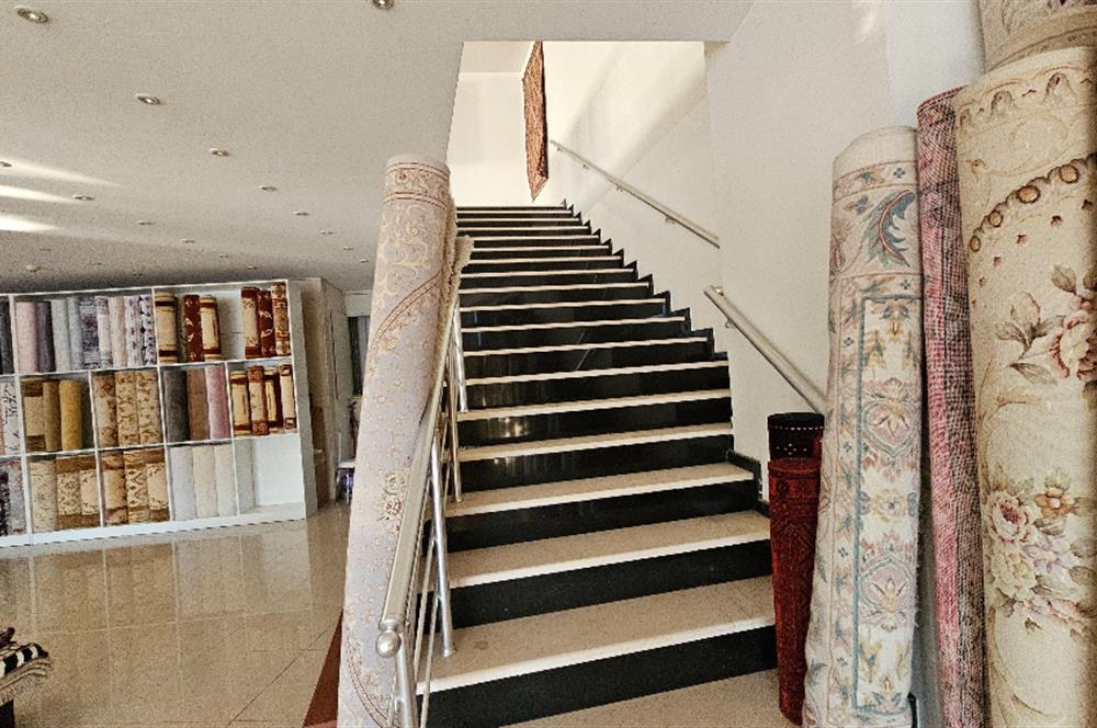 Kartepe Özdilek Karşısı Anayola Cephe 1500 m2 satılık İşyeri