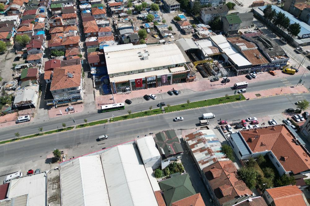 Sakarya Erenler'de Cadde üzerinde Satılık Ticari Müstakil Bina