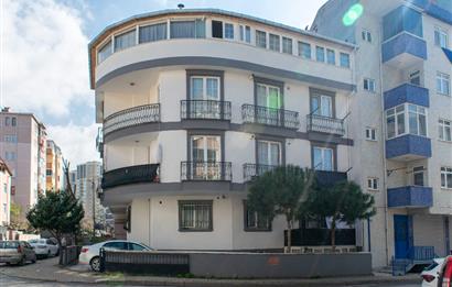 Fantastic Investment Opportunity in Kartal Orta Mahallesi! 1 Basement + 5-Storey Building Built in 2009 Awaits You!