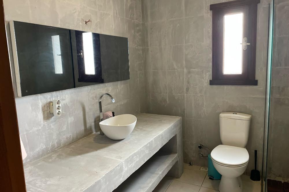 Bodrum-Kumbahçe deniz manzaralı kiralık dubleks villa