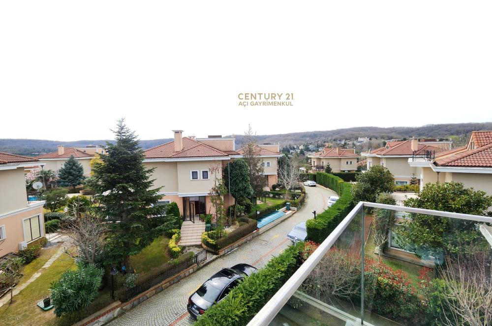  Zekeriyaköy’de Sitede Özel Tasarım Müstakil Kiralık Villa