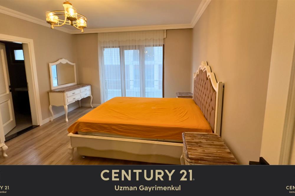 CENTURY21 UZMAN'DAN YALINCAKTA İÇİ ÖZEL YAPIM DENİZ MANZARALI DAİRE