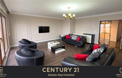 CENTURY21 UZMAN'DAN YALINCAKTA İÇİ ÖZEL YAPIM DENİZ MANZARALI DAİRE