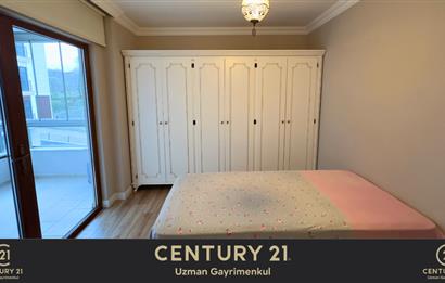 CENTURY21 UZMAN'DAN YALINCAKTA İÇİ ÖZEL YAPIM DENİZ MANZARALI DAİRE