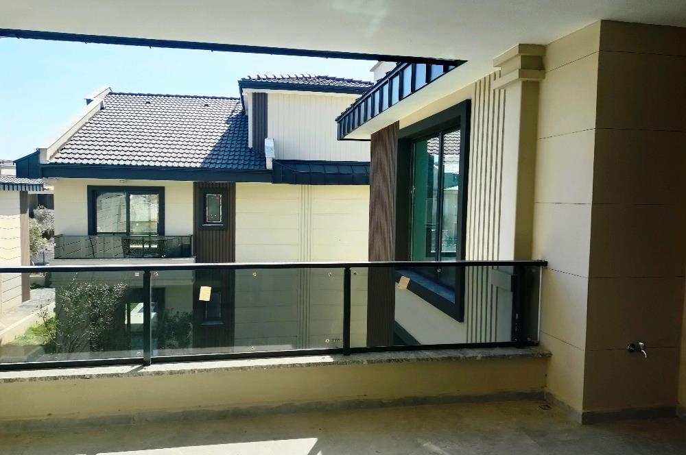 Edremit Güre'de Kiralık, 4+1, Yeni, Özel Havuzlu, Süperlüx Villa