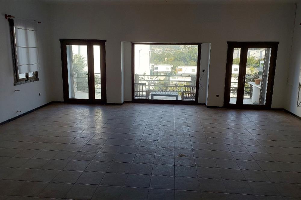 Bodrum-Kumbahçe deniz manzaralı kiralık dubleks villa