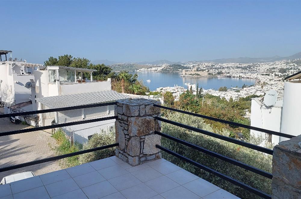 Bodrum-Kumbahçe deniz manzaralı kiralık dubleks villa