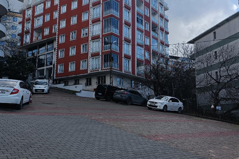 Deniz manzaralı 6+2 çift girişli satılık dublex daire.