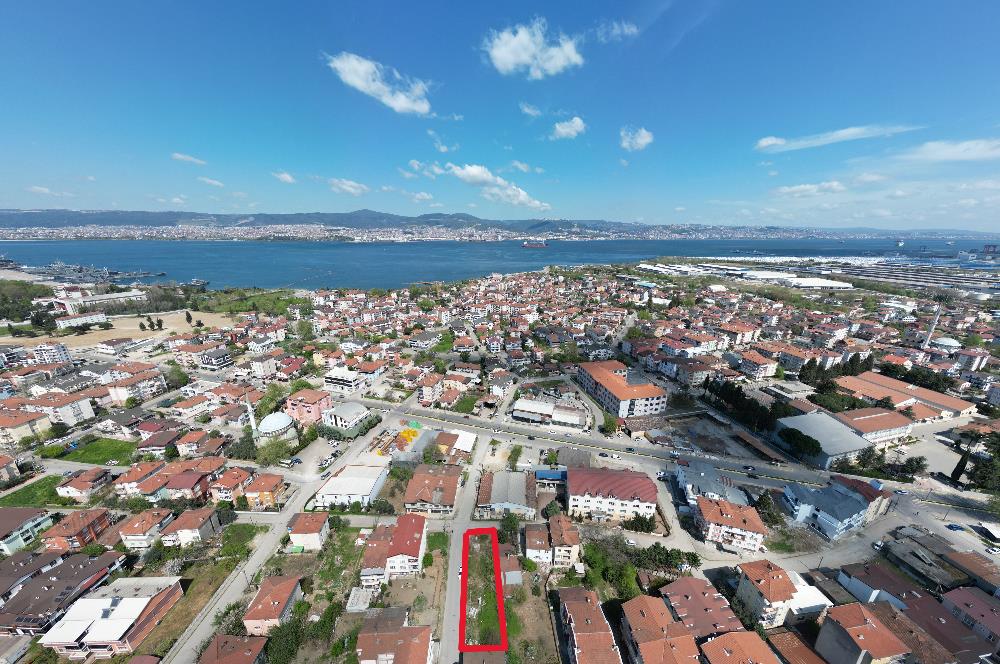 Kocaeli Gölcük Dumlupınar 550m2 %40 İmarlı Satılık Arsa