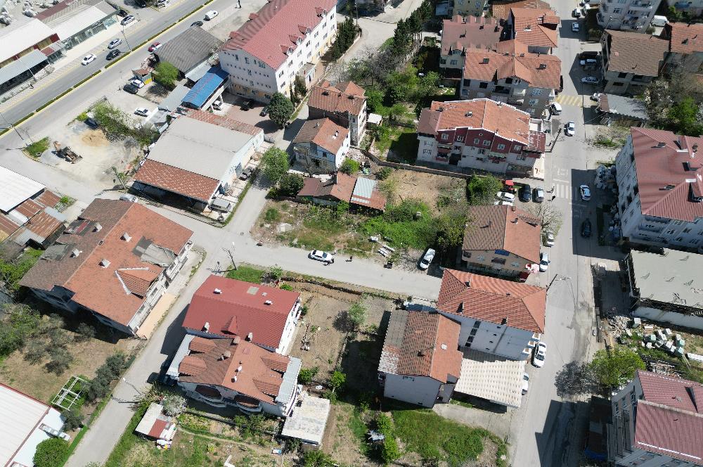 Kocaeli Gölcük Dumlupınar 550m2 %40 İmarlı Satılık Arsa