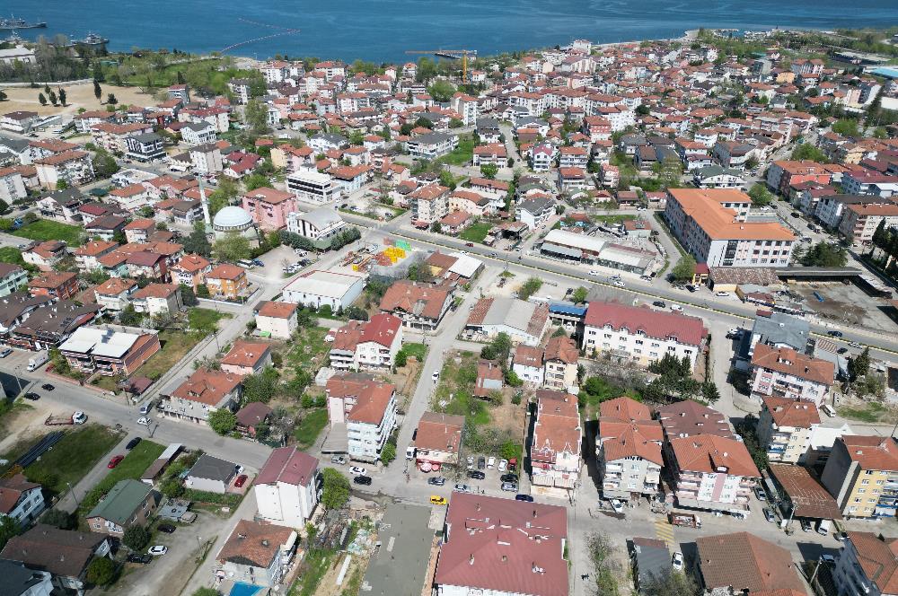 Kocaeli Gölcük Dumlupınar 550m2 %40 İmarlı Satılık Arsa